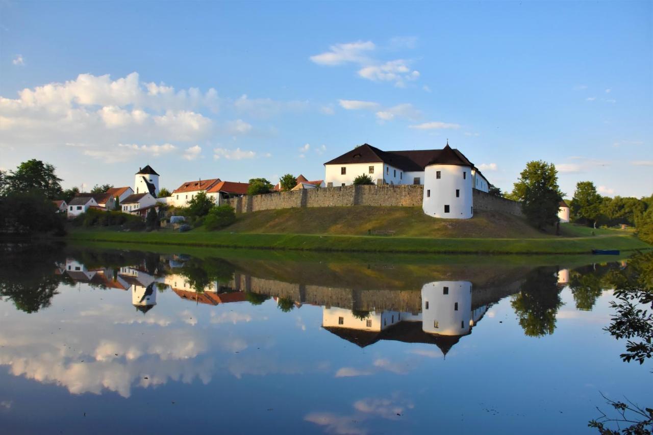 Ubytovani Pod Jilmem Zumberk Zewnętrze zdjęcie